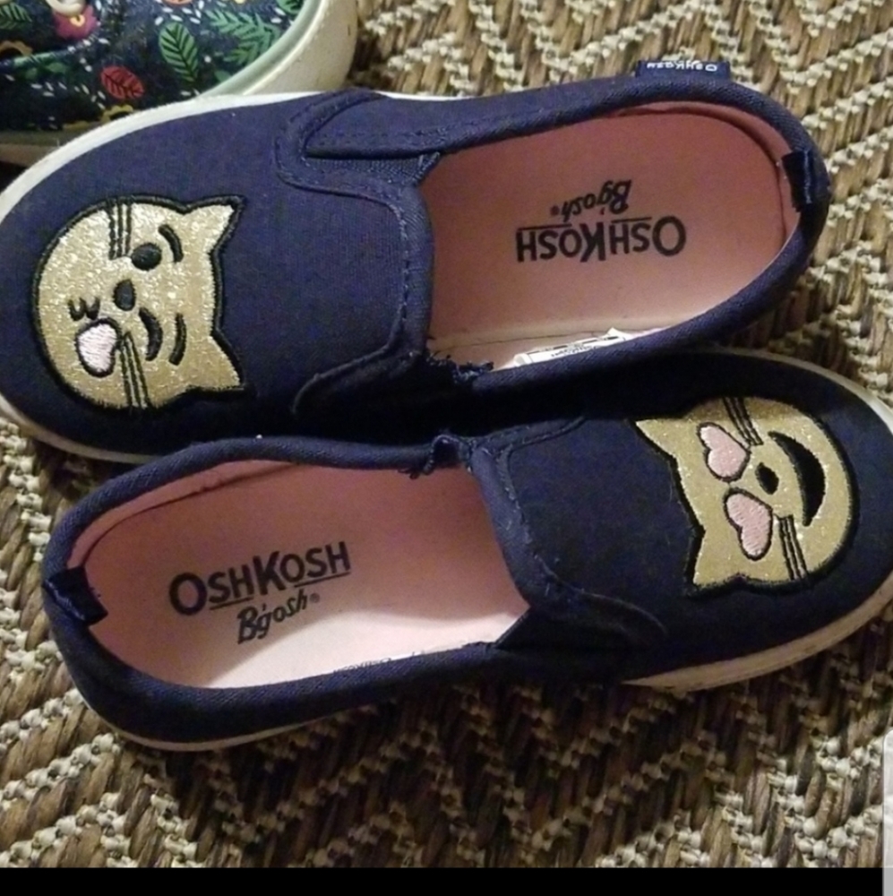 Cat emoji shoes